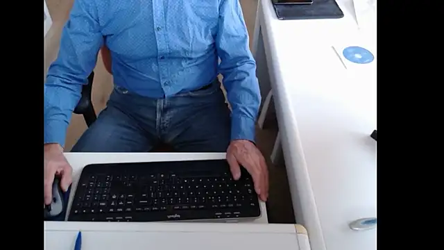 Snapshot of dutchpornking chatting on September 2025 06:09:01 AM dutchpornking online show from September 2025 06:09:01 AM