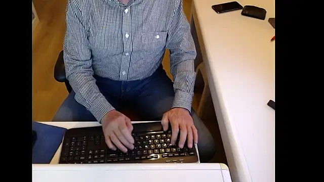 Snapshot of dutchpornking chatting on March 2026 07:47:02 PM dutchpornking online show from March 2026 07:47:02 PM