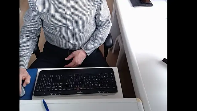 dutchpornking online show from March 2026 07:08:02 AM