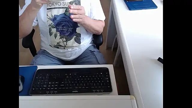 dutchpornking online show from June 2026 06:08:01 AM