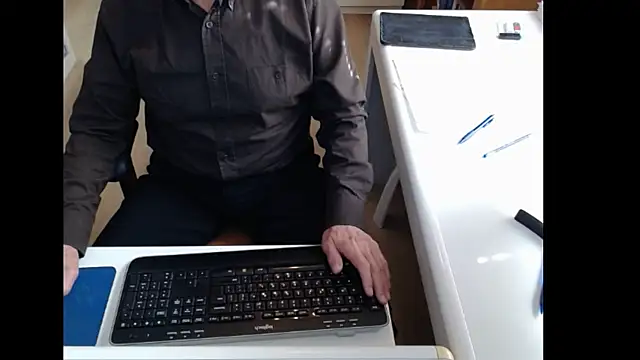 Snapshot of dutchpornking chatting on October 2025 12:05:02 PM dutchpornking online show from October 2025 12:05:02 PM