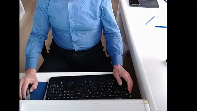 Snapshot of dutchpornking chatting on November 2025 07:46:01 AM dutchpornking online show from November 2025 07:46:01 AM