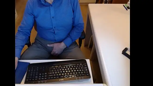 Snapshot of dutchpornking chatting on November 2025 08:06:01 AM dutchpornking online show from November 2025 08:06:01 AM