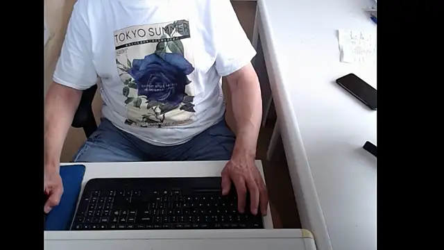 dutchpornking online show from June 2026 06:47:02 AM
