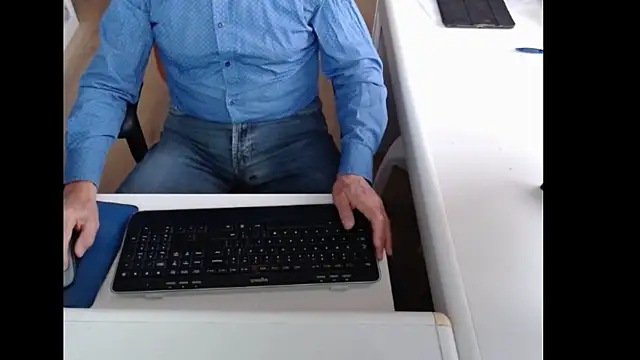 Snapshot of dutchpornking chatting on October 2025 07:31:02 AM dutchpornking online show from October 2025 07:31:02 AM