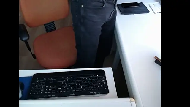 dutchpornking online show from April 2026 06:03:02 AM