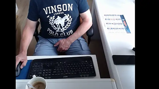 dutchpornking online show from June 2026 06:57:01 AM