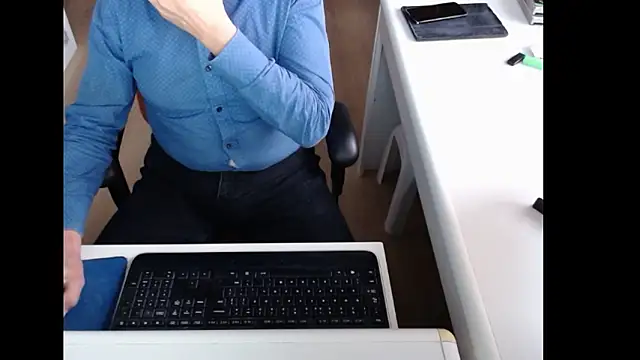 Snapshot of dutchpornking chatting on February 2026 07:53:01 AM dutchpornking online show from February 2026 07:53:01 AM