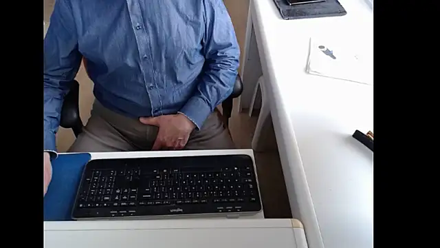 dutchpornking online show from April 2026 06:27:02 AM