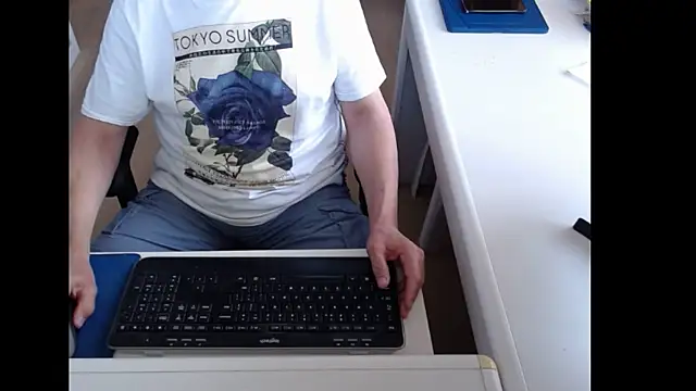 dutchpornking online show from June 2026 06:36:02 AM