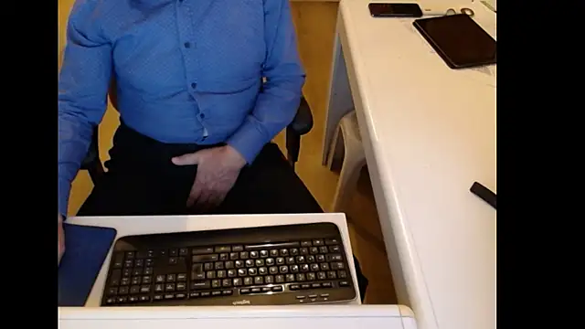 Snapshot of dutchpornking chatting on November 2025 08:46:02 PM dutchpornking online show from November 2025 08:46:02 PM