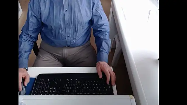 dutchpornking online show from March 2026 08:08:02 AM