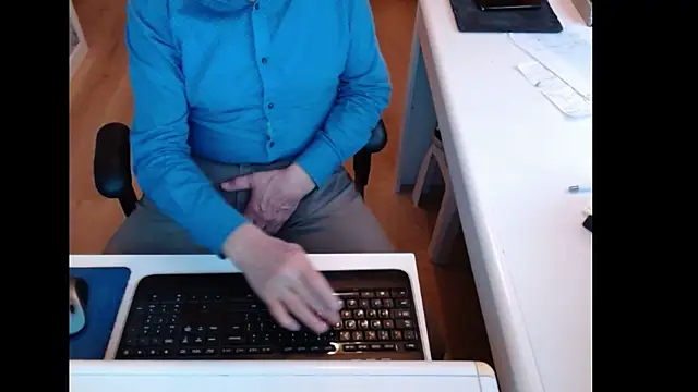 Snapshot of dutchpornking chatting on January 2026 08:18:01 AM dutchpornking online show from January 2026 08:18:01 AM