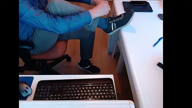 Snapshot of dutchpornking chatting on March 2026 07:15:01 AM dutchpornking online show from March 2026 07:15:01 AM