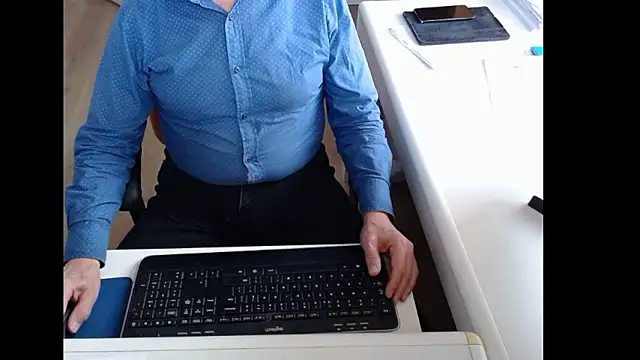 dutchpornking online show from March 2026 08:05:01 AM