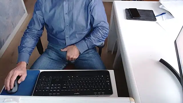 Snapshot of dutchpornking chatting on October 2025 06:58:02 AM dutchpornking online show from October 2025 06:58:02 AM