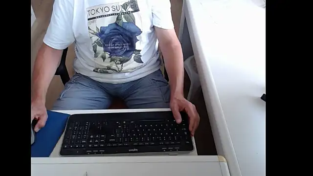 dutchpornking online show from July 2026 06:13:01 AM
