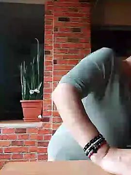 Chriss Tinaa online show from February 2025 12:46:02 PM