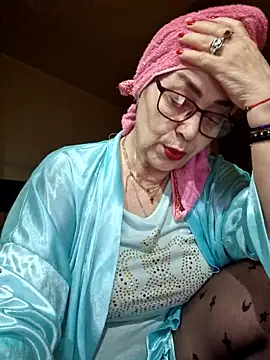 Snapshot of Chriss_Tinaa chatting on May 2026 01:33:01 AM Chriss Tinaa online show from May 2026 01:33:01 AM