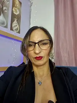 marilyn love6969 online show from January 2026 01:26:01 PM
