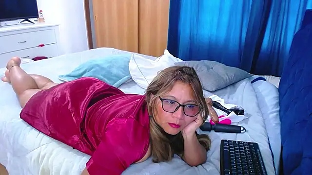 mondirty70 online show from May 2026 01:09:01 PM