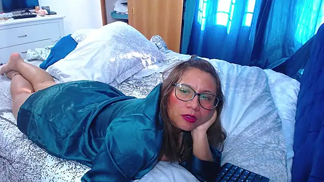 mondirty70 online show from December 2025 12:42:02 PM