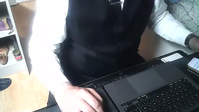 DUDURAxh online show from October 2025 11:09:01 AM