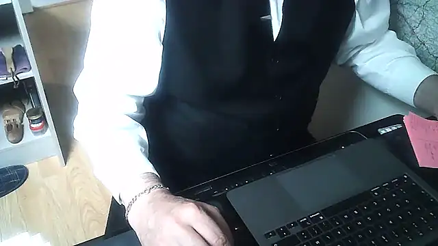 DUDURAxh online show from November 2025 12:38:02 PM