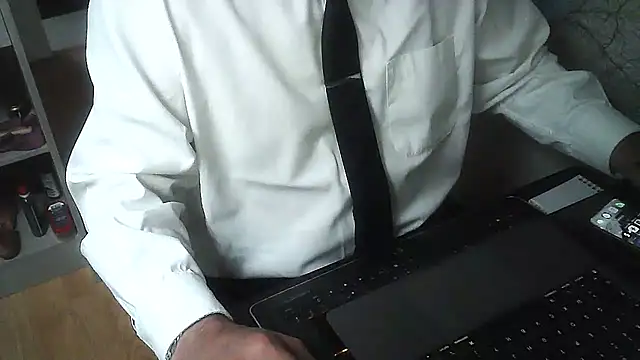 DUDURAxh online show from December 2024 03:09:02 PM