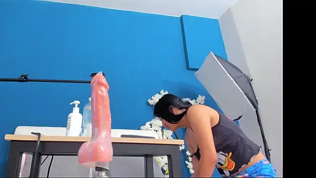 letty straus online show from March 2026 11:21:02 AM