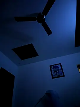 Snapshot of luciferdxm5 chatting on December 2025 04:23:01 AM luciferdxm5 online show from December 2025 04:23:01 AM