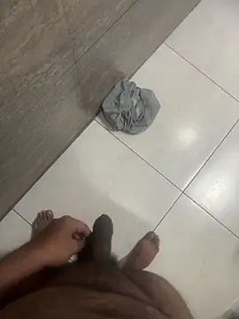 Snapshot of luciferdxm5 chatting on November 2025 03:13:02 AM luciferdxm5 online show from November 2025 03:13:02 AM