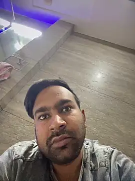 Snapshot of luciferdxm5 chatting on February 2026 04:35:01 AM luciferdxm5 online show from February 2026 04:35:01 AM