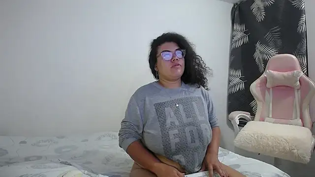 mabigomez00 online show from September 2025 09:27:02 AM
