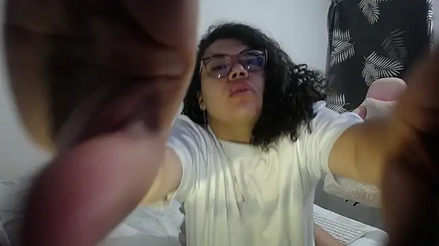 mabigomez00 online show from November 2025 09:24:02 AM