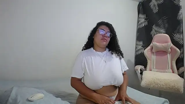 mabigomez00 online show from October 2025 09:28:02 AM