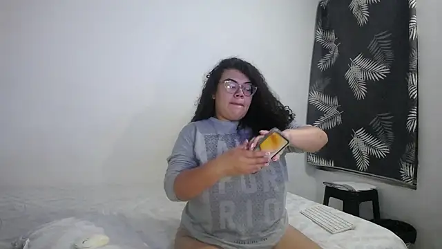 mabigomez00 online show from April 2026 09:37:01 AM