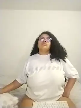 mabigomez00 online show from April 2026 09:11:02 AM