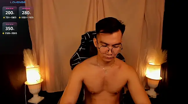 000batman000 online show from February 2025 03:36:01 AM