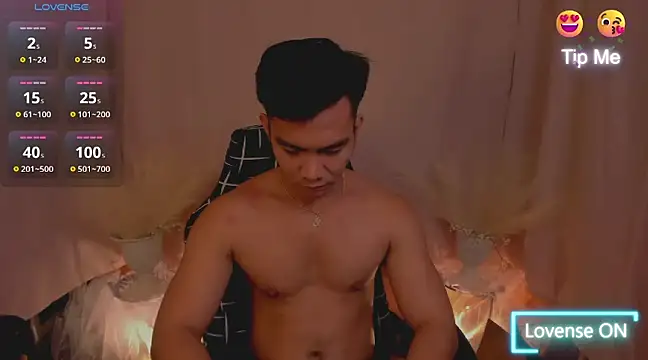 000batman000 online show from December 2024 02:25:01 AM