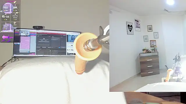 sofi velez online show from October 2025 05:25:02 PM