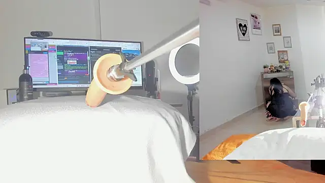 sofi velez online show from November 2025 06:33:01 PM