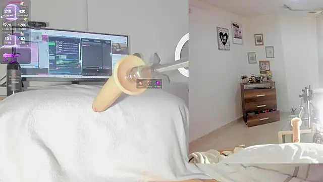 sofi velez online show from November 2025 05:06:02 PM