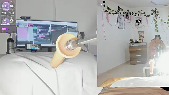 sofi velez online show from November 2025 05:23:02 PM