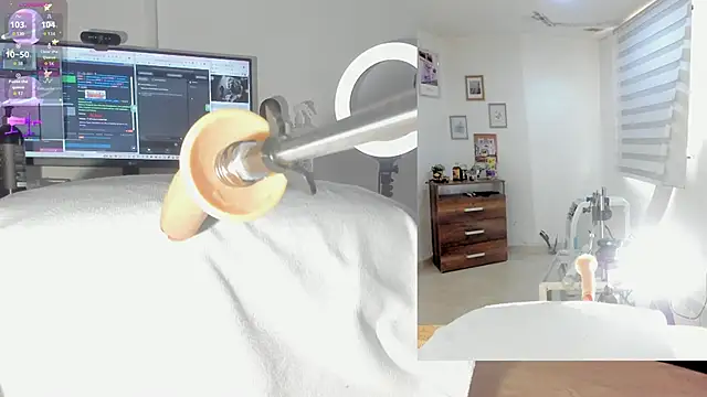 sofi velez online show from November 2025 05:08:02 PM