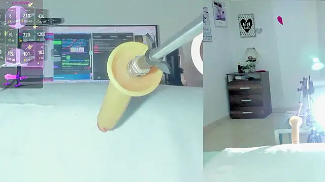 Snapshot of sofi_velez chatting on February 2026 05:00:02 PM sofi velez online show from February 2026 05:00:02 PM