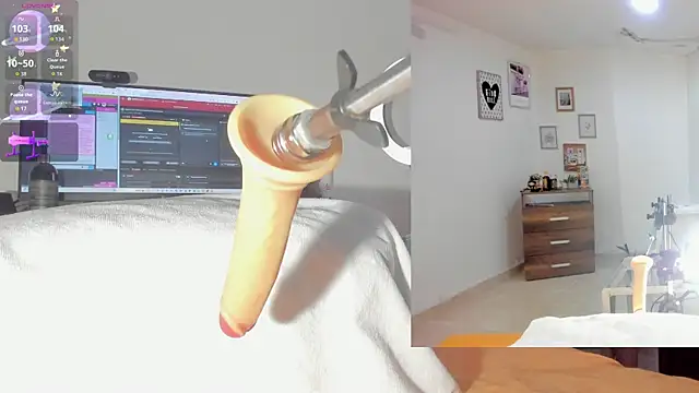 sofi velez online show from October 2025 05:26:02 PM