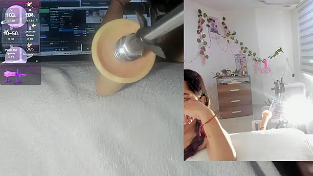 sofi velez online show from December 2025 05:00:01 PM