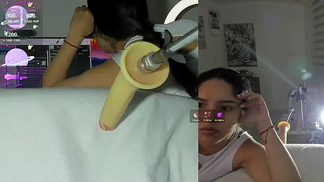 Snapshot of sofi_velez chatting on June 2026 05:02:02 PM sofi velez online show from June 2026 05:02:02 PM