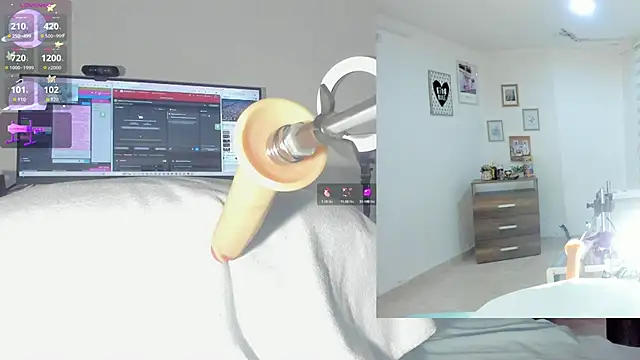 sofi velez online show from October 2025 05:24:01 PM